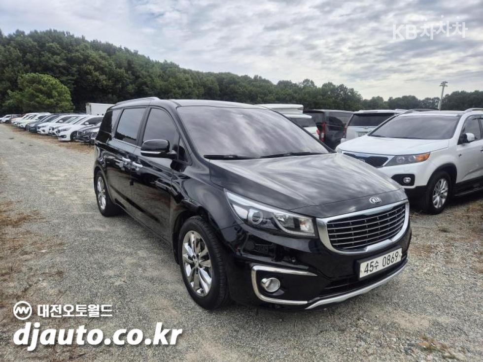 2016 - kia carnival