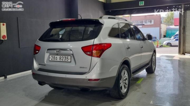 Hyundai Veracruz 2WD 300VX LUXURY 3