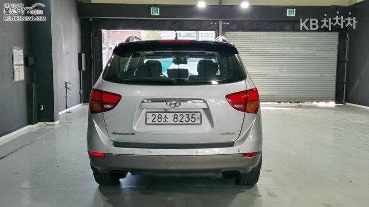 Hyundai Veracruz 2WD 300VX LUXURY 5