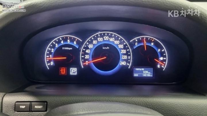 Hyundai Veracruz 2WD 300VX LUXURY 6