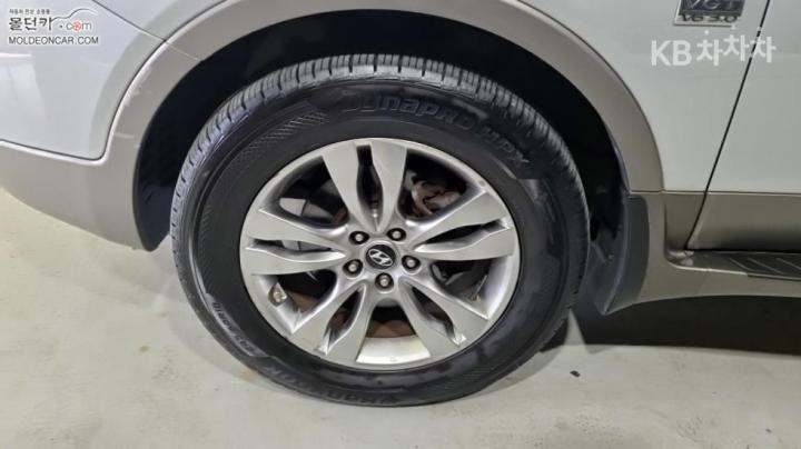 Hyundai Veracruz 2WD 300VX LUXURY 7