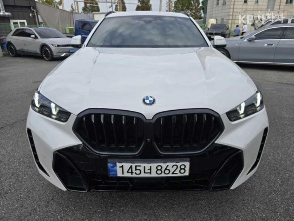 BMW X6 — miniaturë 2