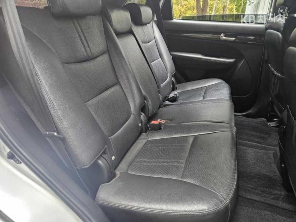 2011 - kia sorento