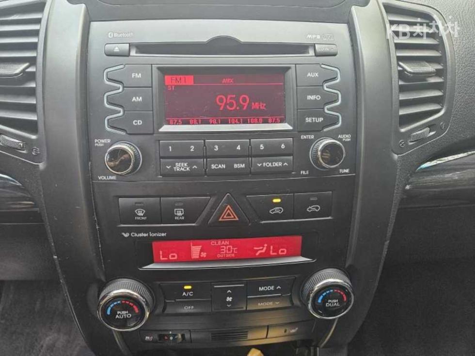 2011 - kia sorento