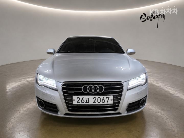 Audi A7 3.0 TDI Quattro Dynamic 2