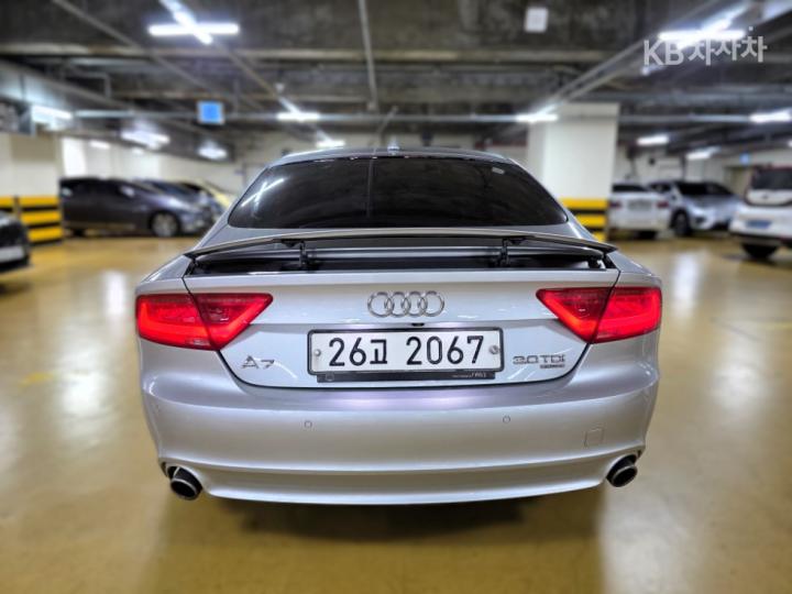 Audi A7 3.0 TDI Quattro Dynamic 4