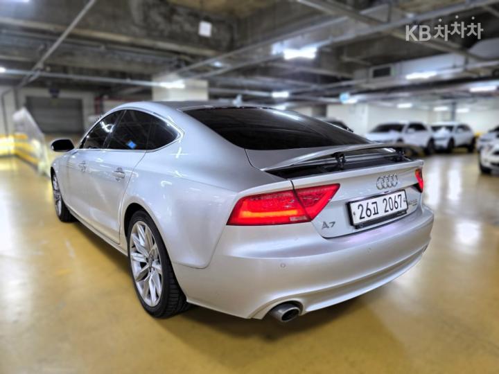 Audi A7 3.0 TDI Quattro Dynamic 5