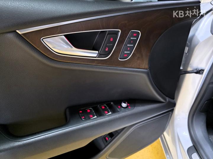 Audi A7 3.0 TDI Quattro Dynamic 6