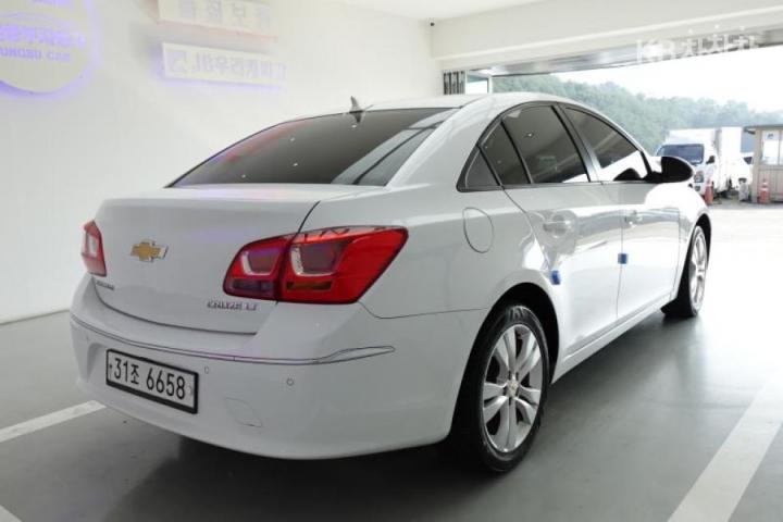 Chevrolet Cruze Amazing New 1.8 Gasoline LT Deluxe Pack 6