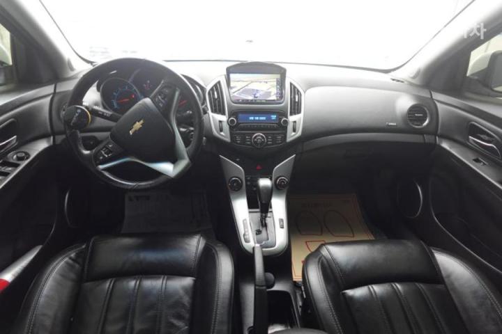 Chevrolet Cruze Amazing New 1.8 Gasoline LT Deluxe Pack 8