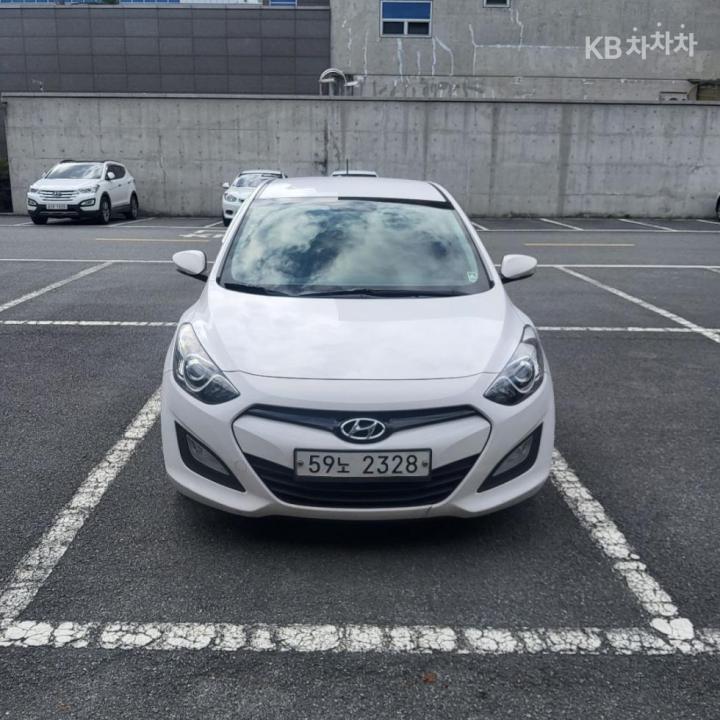 Hyundai i30 New 1.6 VGT Unique 4