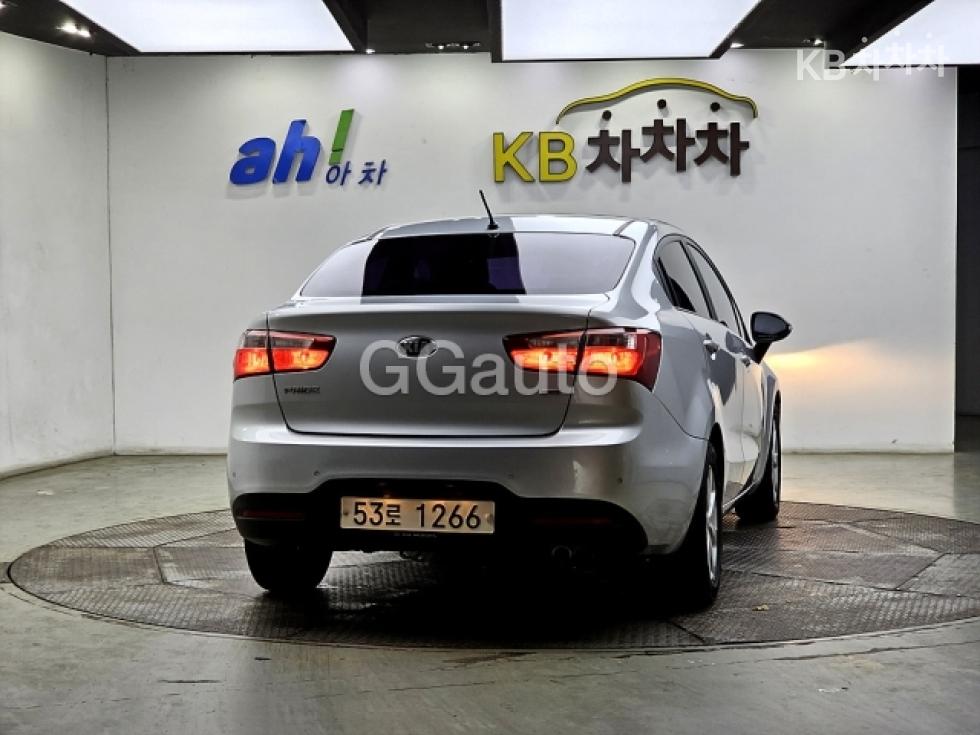 2014 - kia pride
