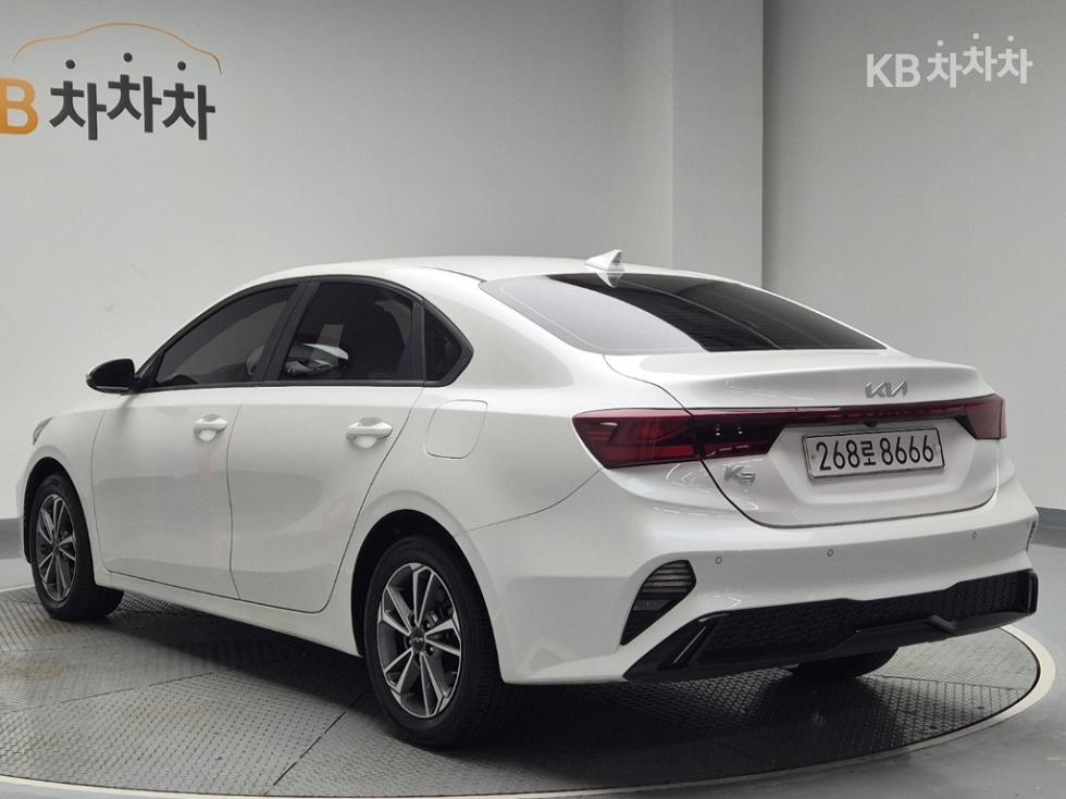 2022 - kia k3