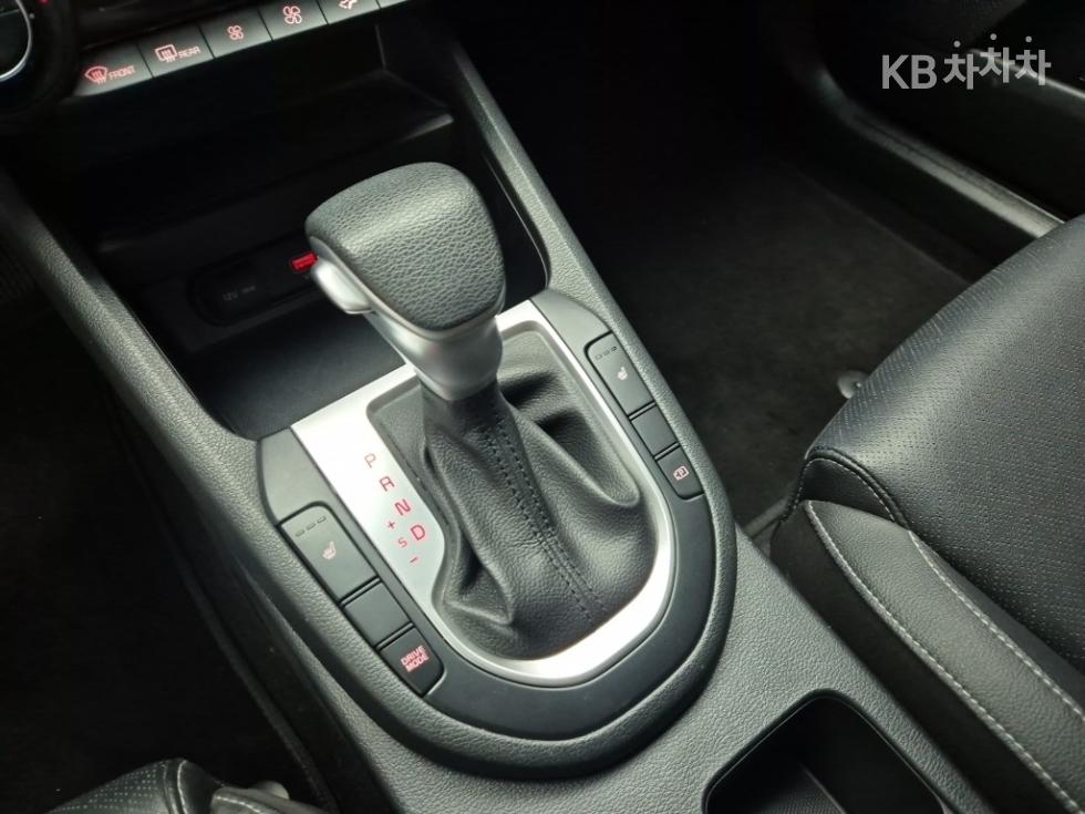 2022 - kia k3