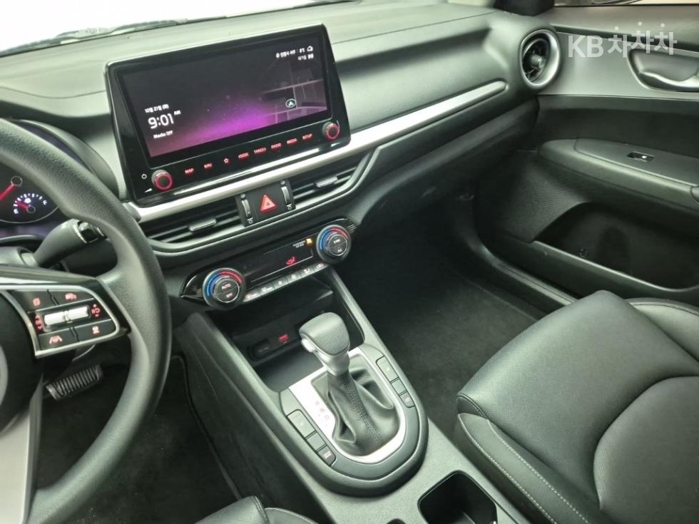 2022 - kia k3