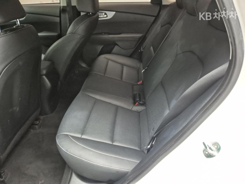 2022 - kia k3