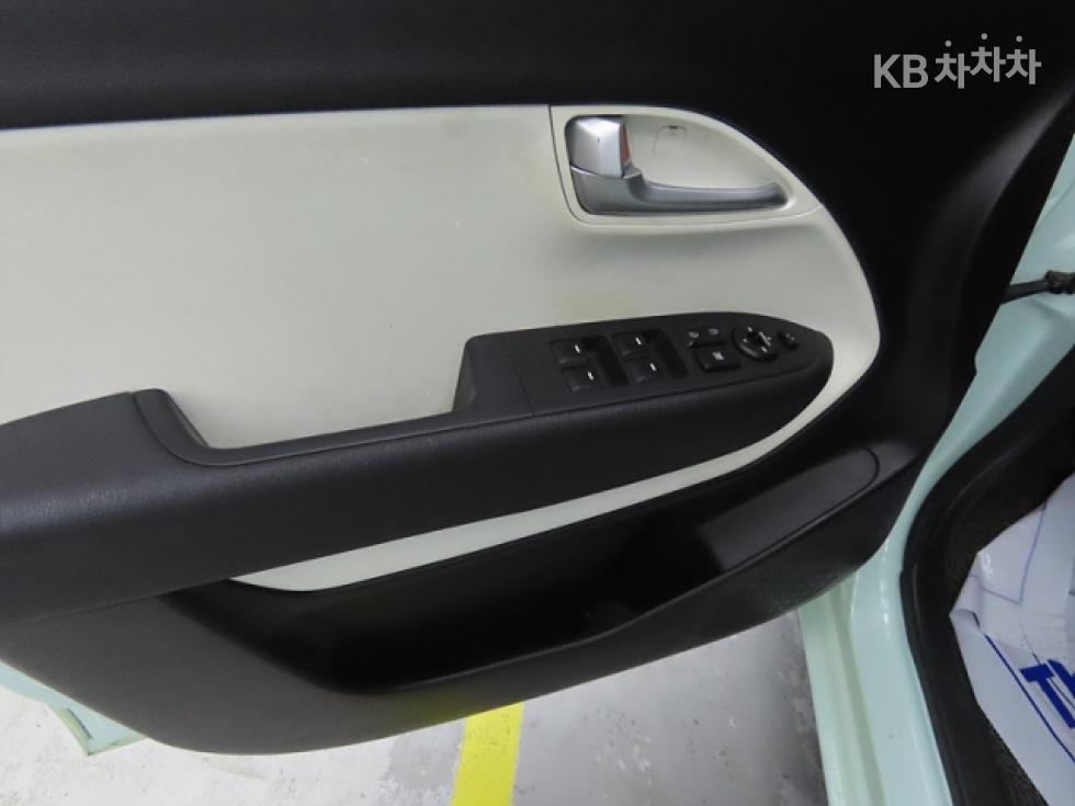 2014 - kia ray