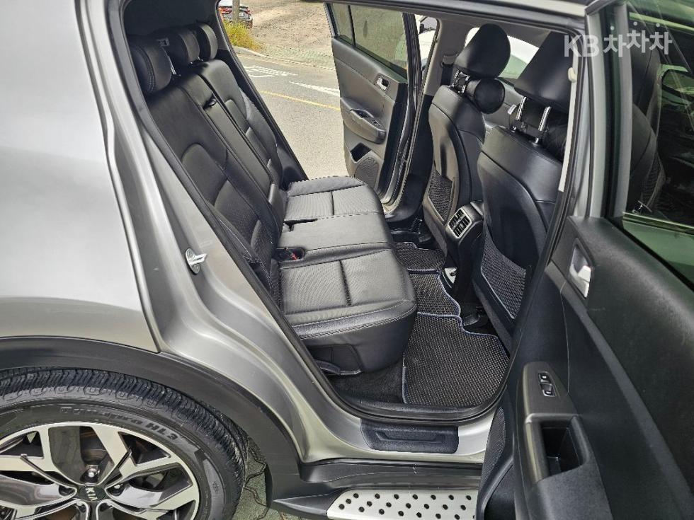 2019 - kia sportage