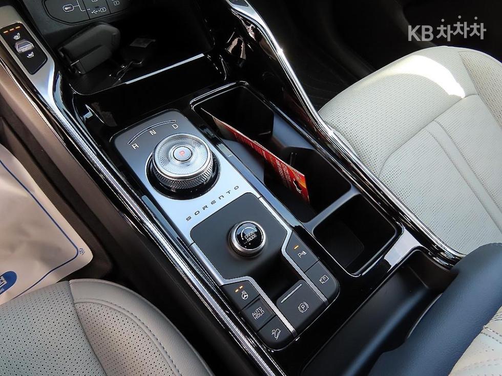 2025 - kia sorento