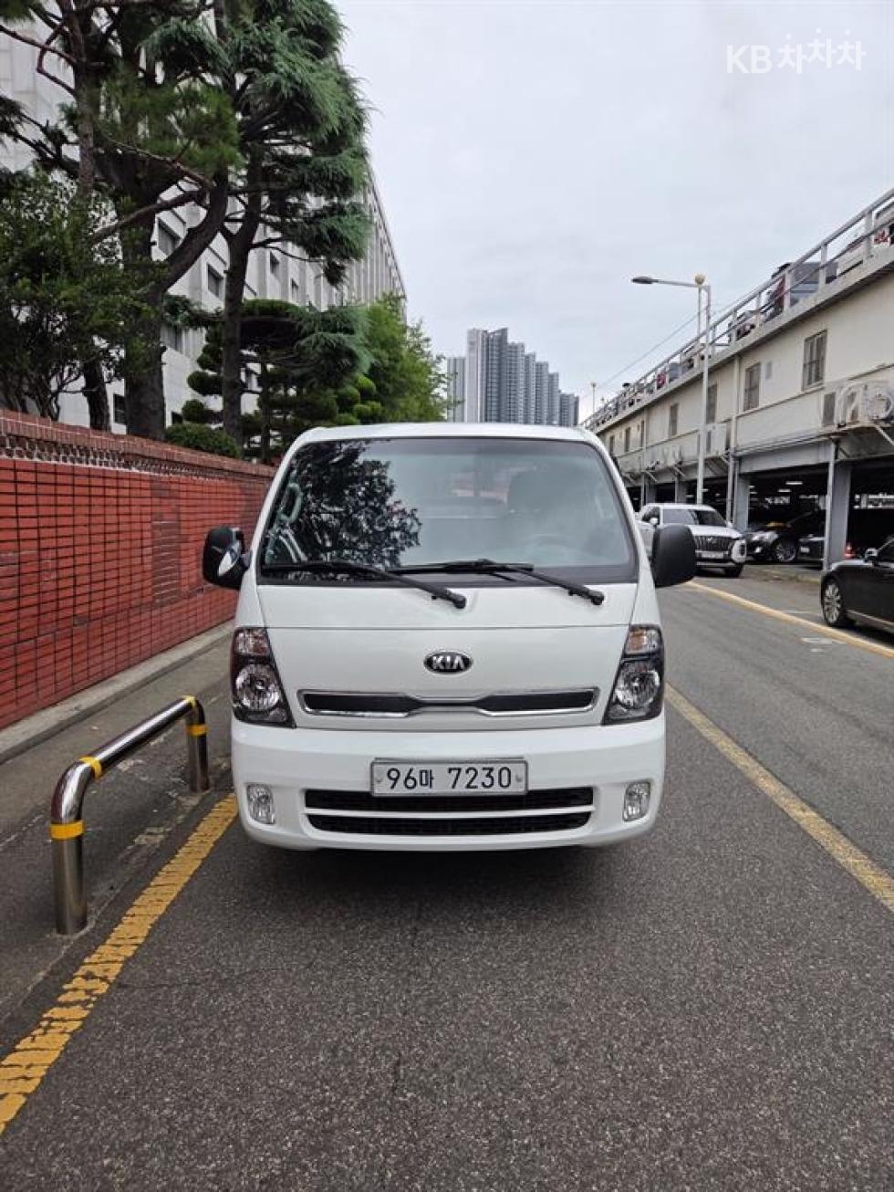 2015 - kia bongo iii