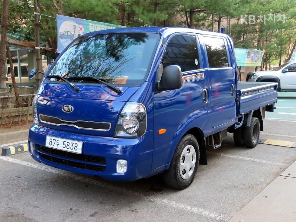 2013 - kia bongo iii