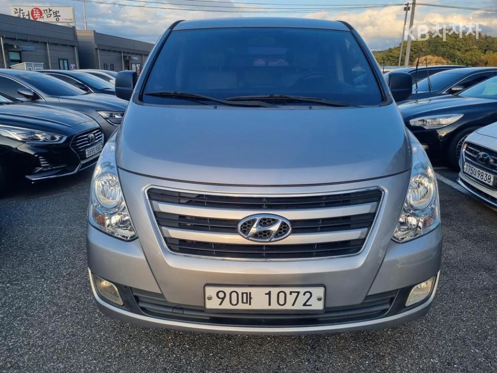 2018 - hyundai grand starex