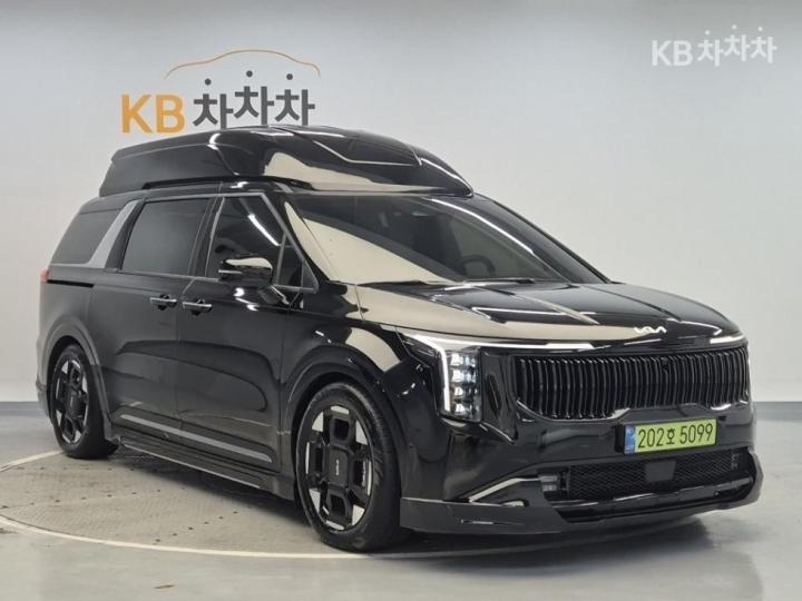 Kia Carnival High Limousine 1.6 HEV 9 Seater Signature - фото 2