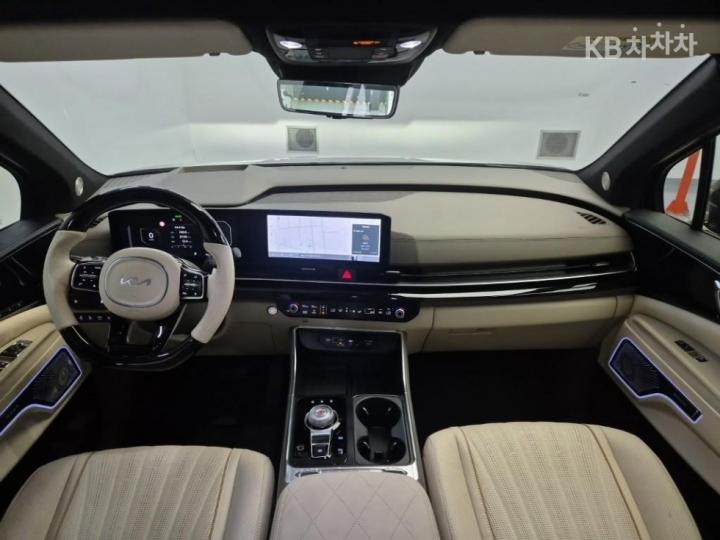 Kia Carnival High Limousine 1.6 HEV 9 Seater Signature - фото 9