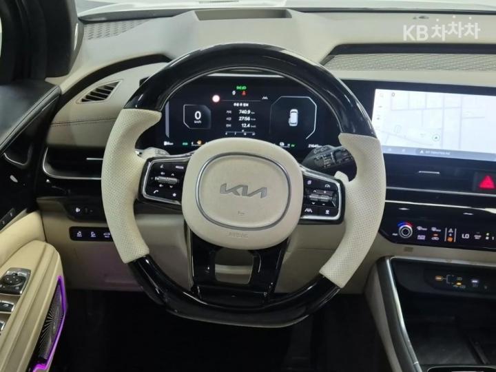 Kia Carnival High Limousine 1.6 HEV 9 Seater Signature - фото 10