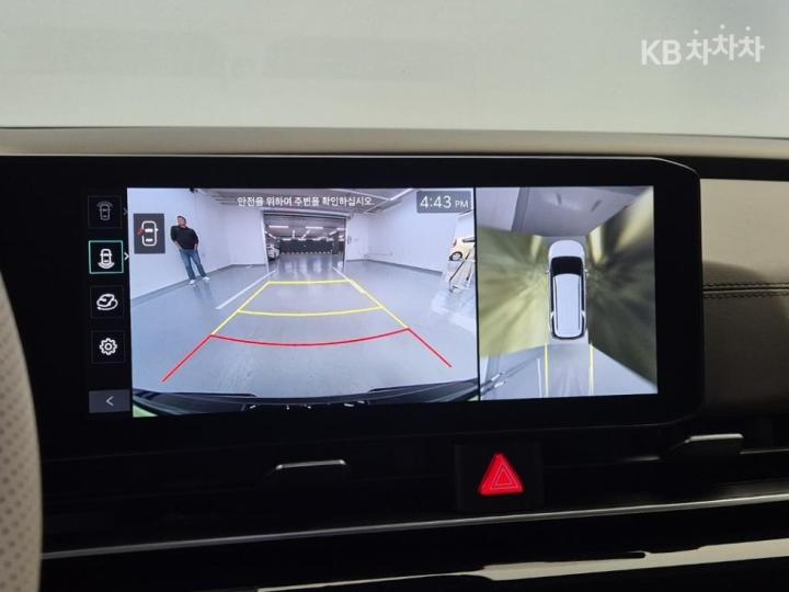 Kia Carnival High Limousine 1.6 HEV 9 Seater Signature - фото 17