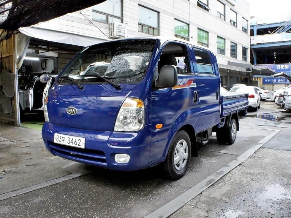 2011 - kia bongo iii