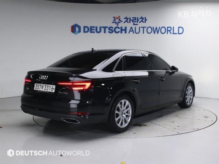 Audi A4 B9 40 TFSI 3