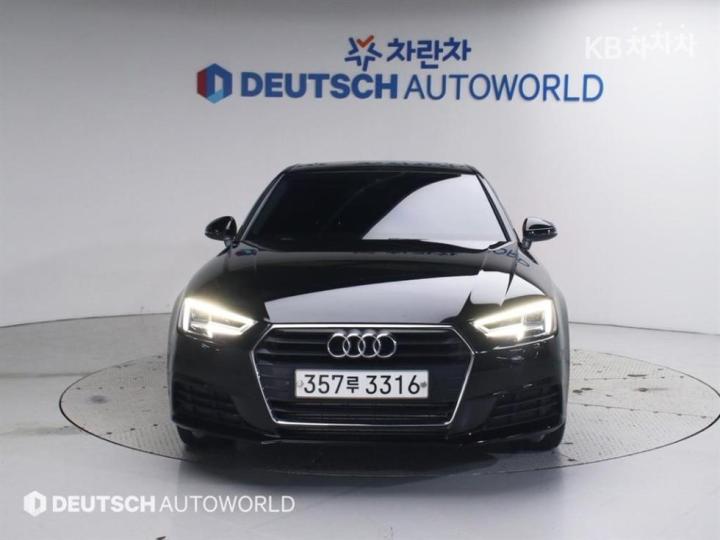 Audi A4 B9 40 TFSI 4