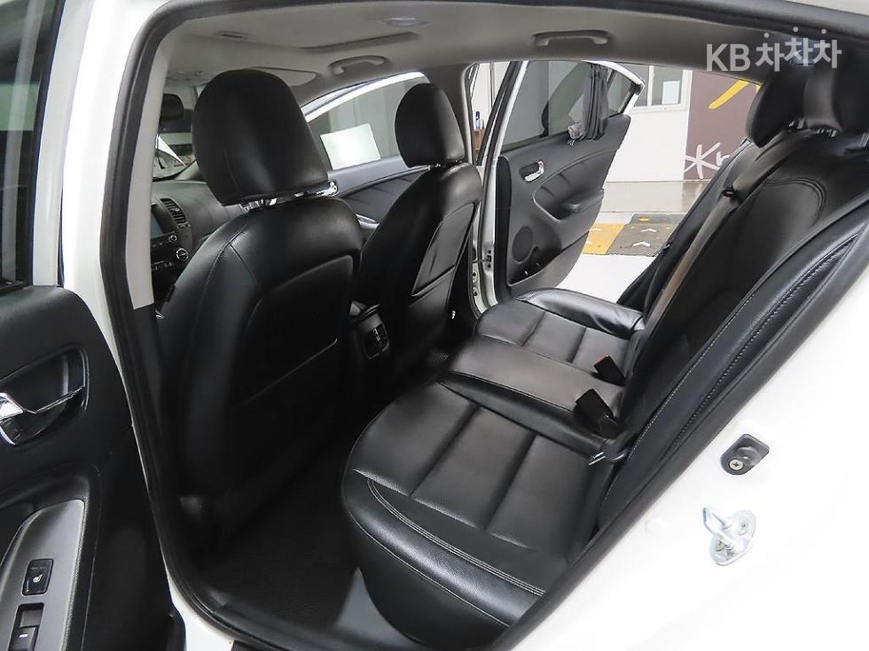 2013 - kia k3