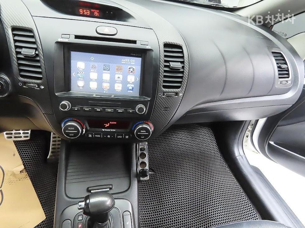 2013 - kia k3