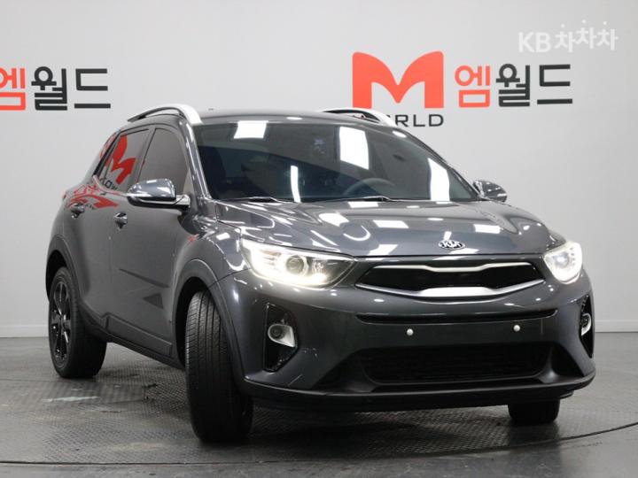 Kia Stonic Gasoline 1.4 MPI Prestige 3