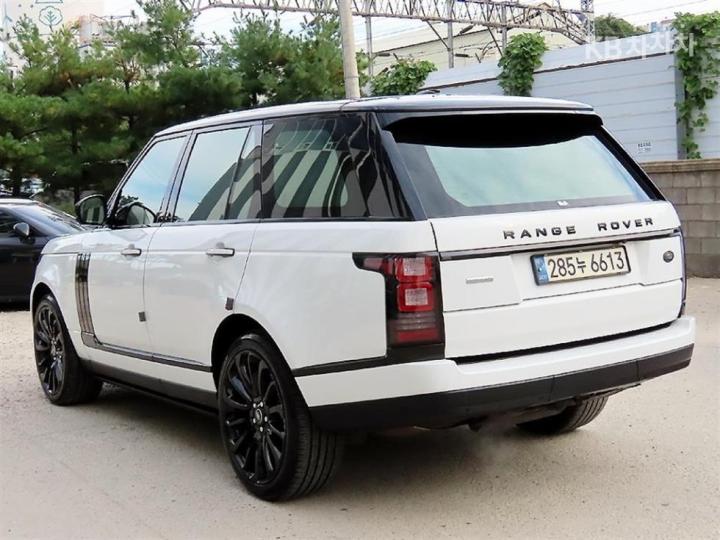 Land Rover Range Rover New 4.4 SDV8 Autobiography 405 4