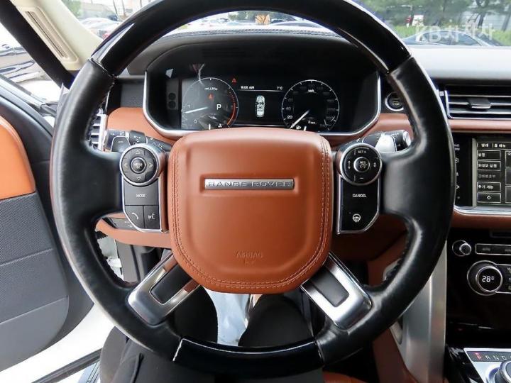 Land Rover Range Rover New 4.4 SDV8 Autobiography 405 9