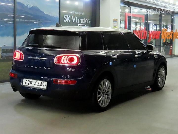 Mini Clubman 1.5 Cooper High Trim - фото 4