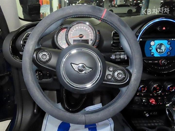 Mini Clubman 1.5 Cooper High Trim - фото 8