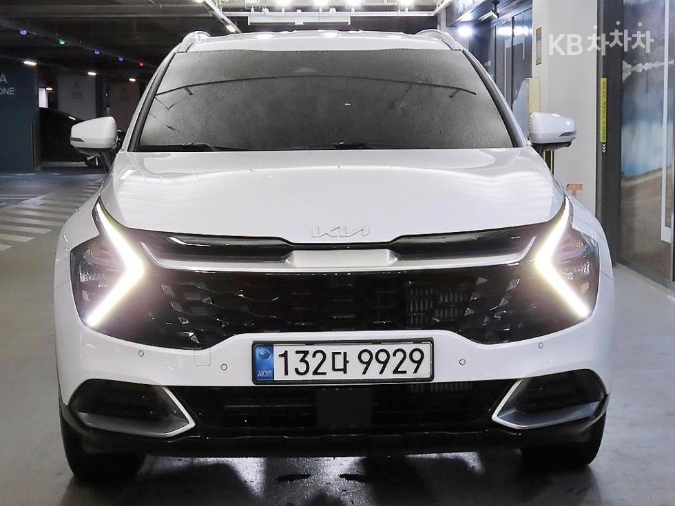 2022 - kia sportage