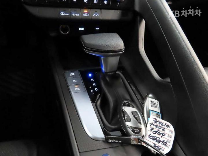 Hyundai Avante 1.6 LPi Smart - фото 23