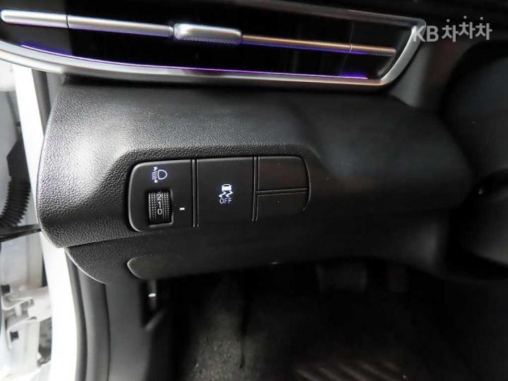 Hyundai Avante 1.6 LPi Smart - фото 28