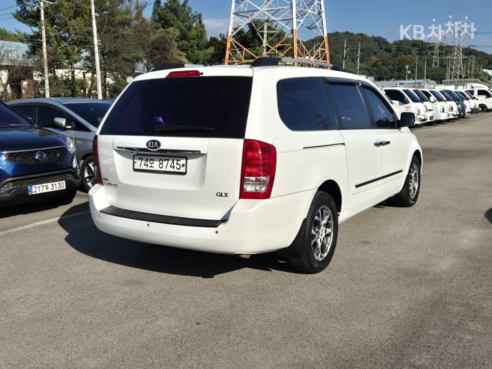 2014 - kia carnival
