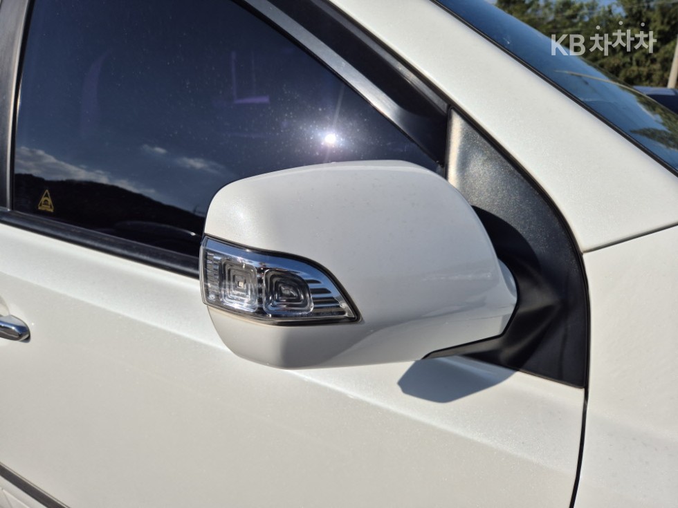 2014 - kia carnival