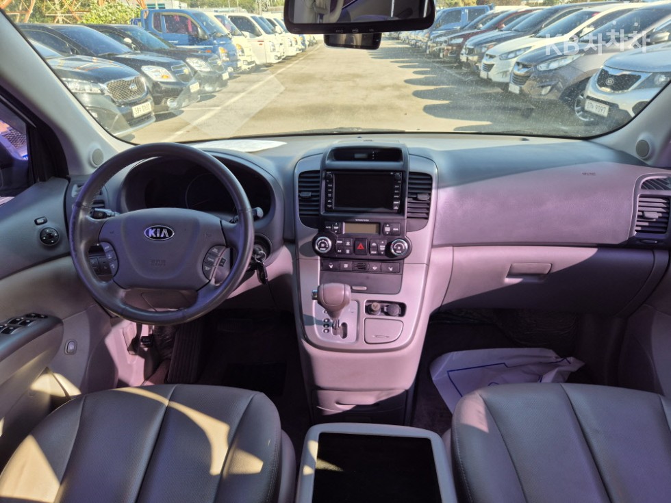 2014 - kia carnival