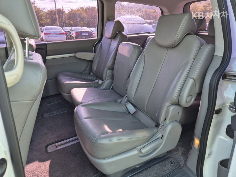 2014 - kia carnival
