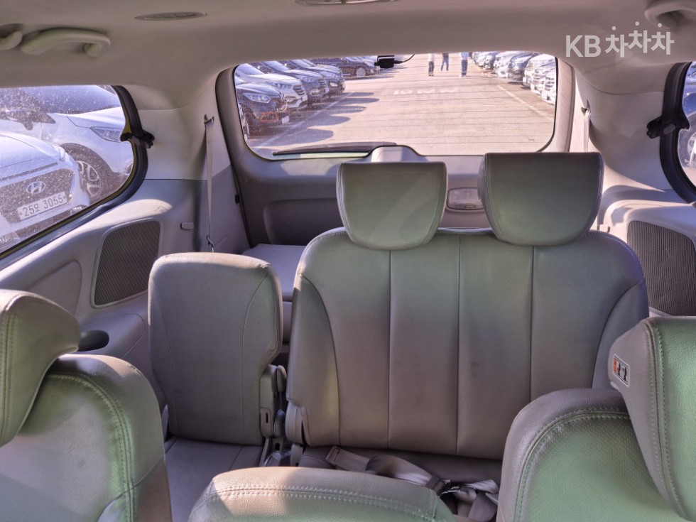 2014 - kia carnival