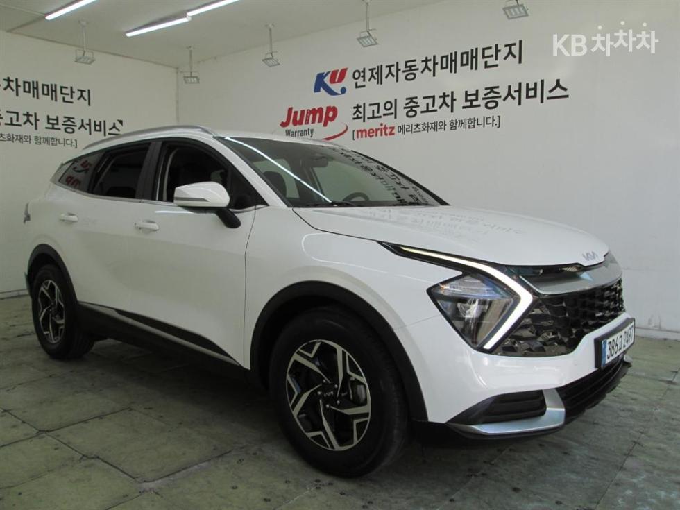 2023 - kia sportage