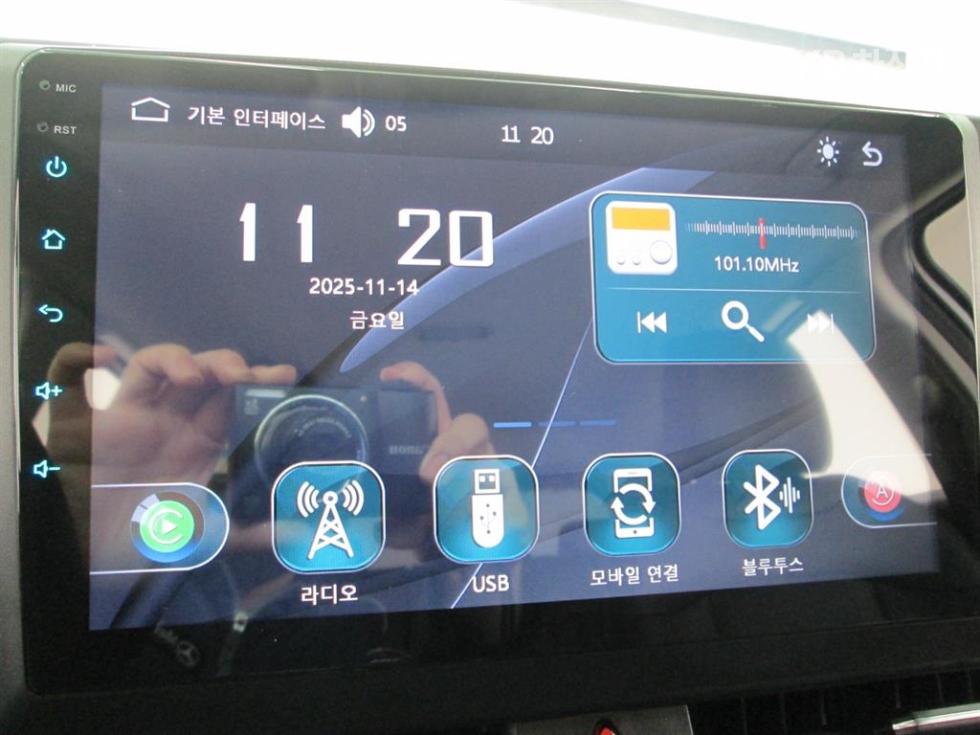 2023 - kia sportage